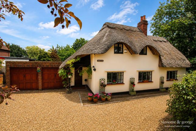 4 bed property, in New Lane Hill, £625,000