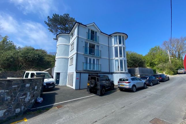 5 bed property, in Lewis Terrace, £750,000