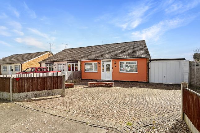 3 bed property, in Ash Road, £265,000