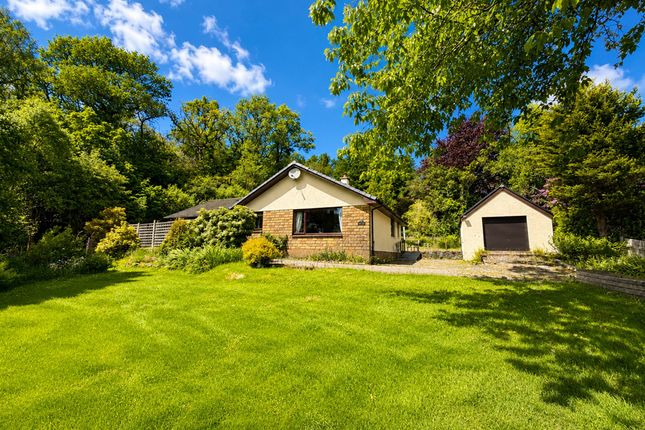 4 bed property, in Saen, £390,000