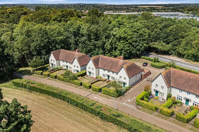 3 bed property, in Harrison Lane, £685,000