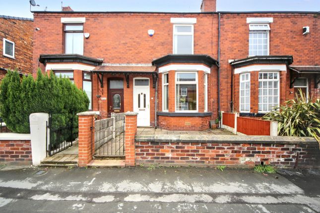 3 bed property, in Barnsley Street, £150,000