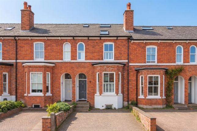 4 bed property, in Oxford Road, £765,000