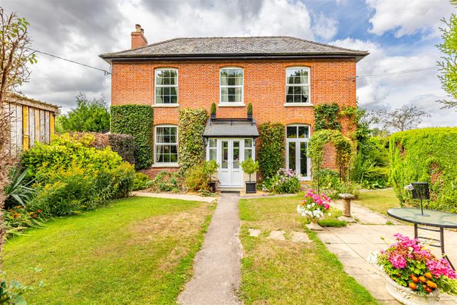 8 bed property, in Stoney Street Madley, £795,000
