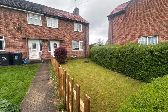 3 bed property, in Oak Road, £175,000