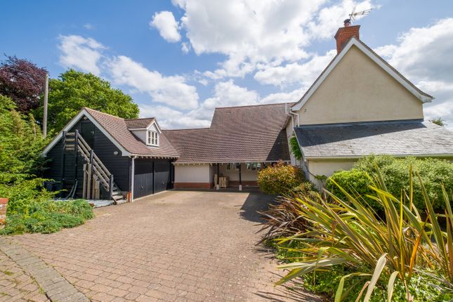 4 bed property, in Offton, £850,000