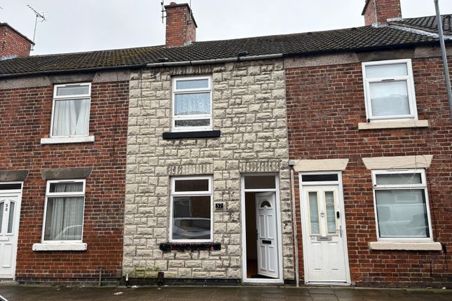 3 bed property, in Co-Operative Street, £90,000