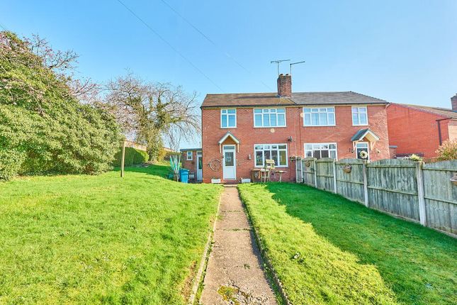 3 bed property, in 1 Woodlands Close, £39,000