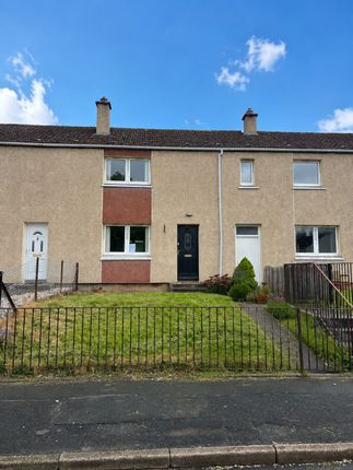 2 bed property, in Woodstock Avenue, £90,000