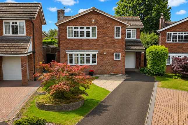 4 bed property, in Wentwood View, £469,950