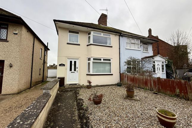 3 bed property, in Crowell Road, £400,000