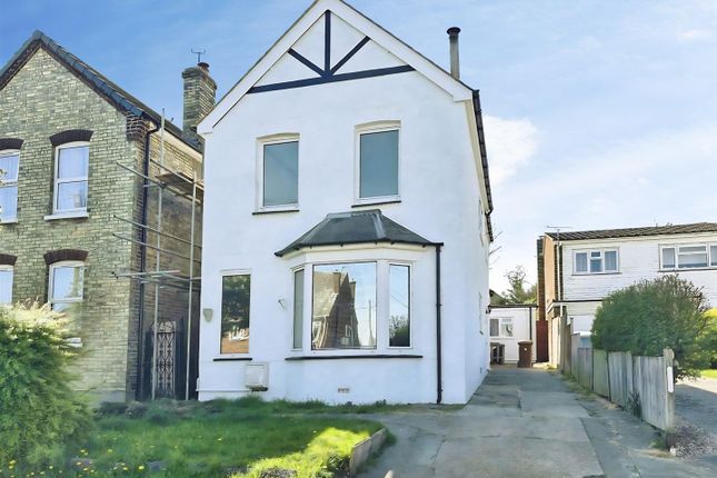 5 bed property, in Mount Road, £560,000