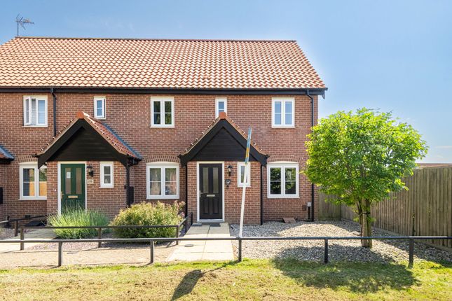 2 bed property, in Victory Avenue, £240,000
