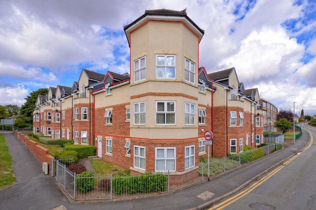 2 bed property, in Captain Webb Drive, £229,995