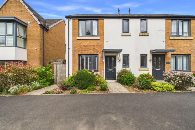 3 bed property, in Broom Park, £240,000