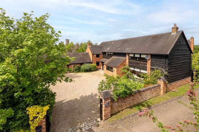 5 bed property, in Wyre Lane, £1,250,000