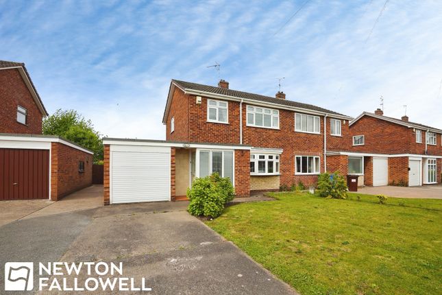 3 bed property, in Ordsall Road, £200,000