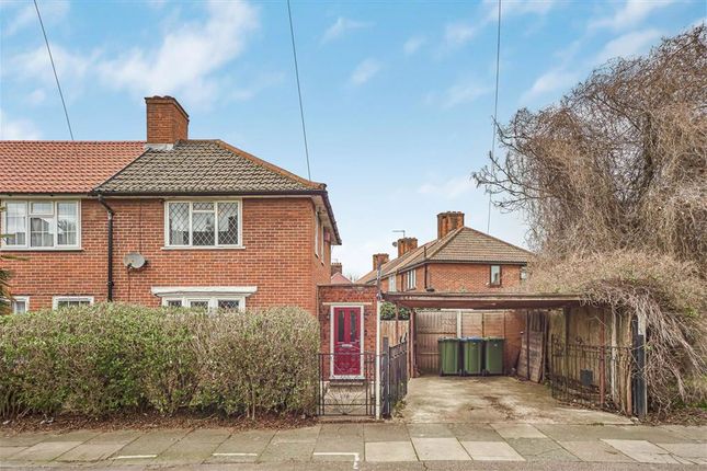 2 bed property, in Prince Henry Road, £425,000