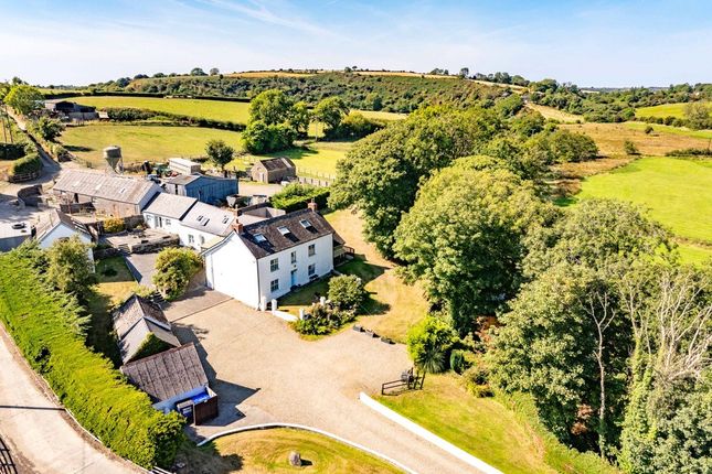 8 bed property, in Eglwyswrw, £900,000