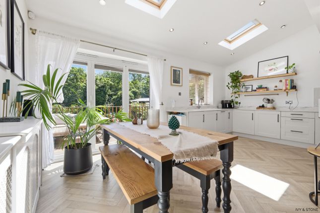 3 bed property, in Charlton Lane, £650,000