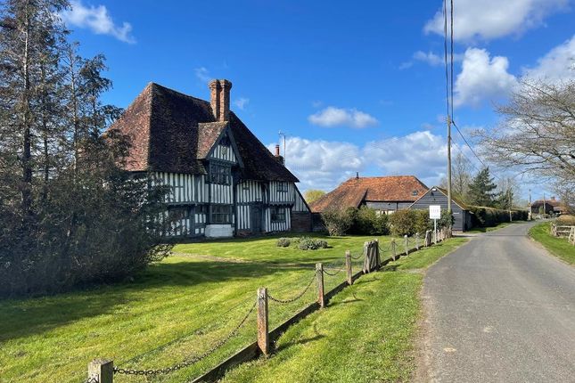 4 bed property, in Lower Farm Road, £1,250,000
