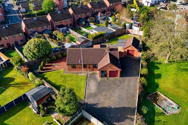 3 bed property, in Park Road, £325,000