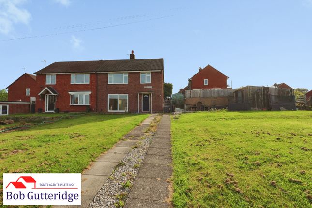 3 bed property, in Essex Drive, £125,000