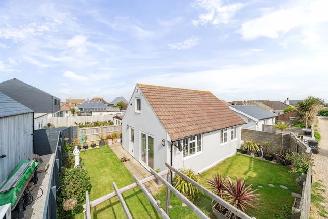 2 bed property, in Nab Walk, £450,000