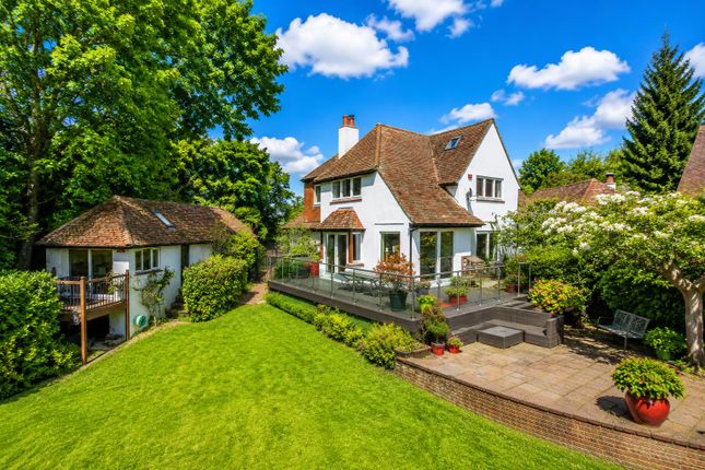 4 bed property, in Gorse Hill, £999,500