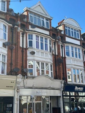 4 bed property, in Grove Road, £750,000