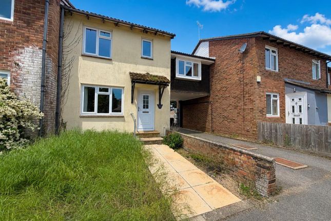 4 bed property, in Springwood Drive, £325,000