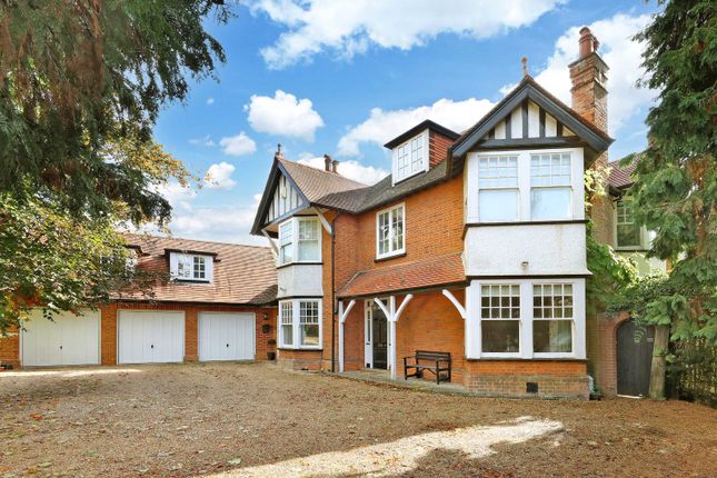 8 bed property, in Ledborough Lane, £2,295,000