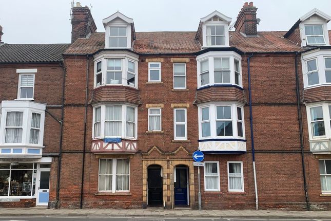 2 bed property, in Flat 2, £75,000