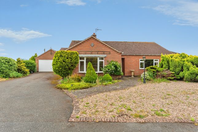 3 bed property, in Crow Lane, £475,000