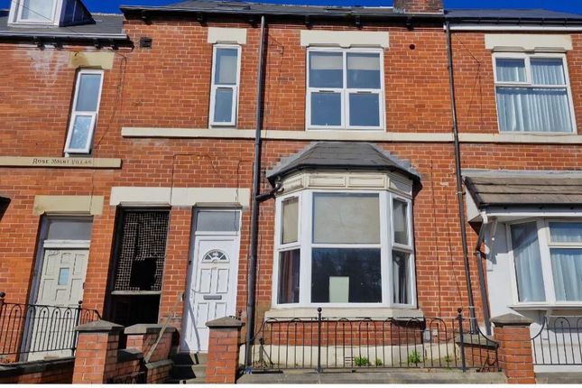 4 bed property, in Pitsmoor Road, £135,000