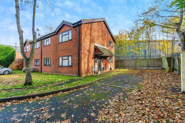 2 bed property, in Bentley Road North, £65,000