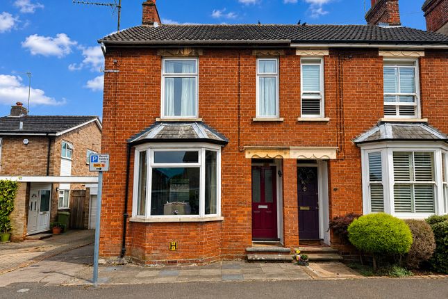 2 bed property, in Vicarage Street, £385,000