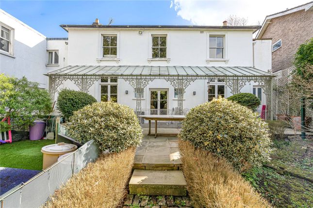 4 bed property, in Mount Avenue, £2,500,000