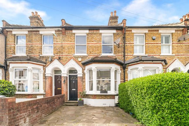2 bed property, in Walpole Road, £675,000