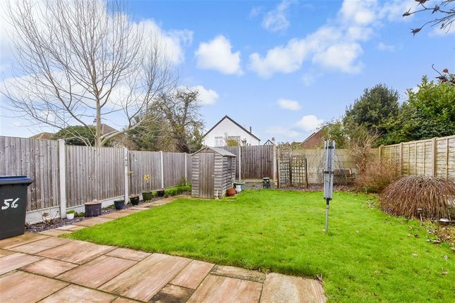 2 bed property, in Linden Avenue, £350,000
