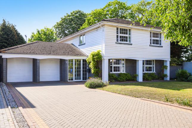 5 bed property, in Westwood Close, £1,600,000