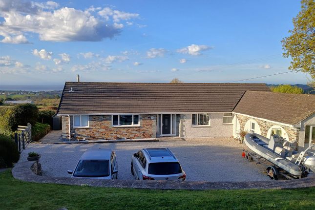 5 bed property, in Penpillick, £675,000