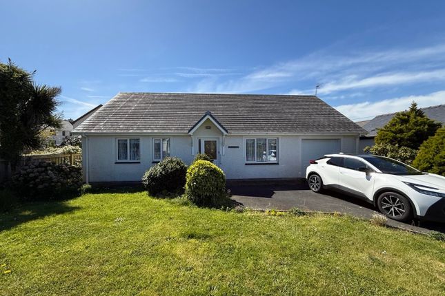 3 bed property, in Llanon, £295,000