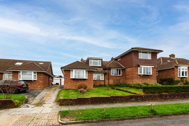 3 bed property, in Hillcrest, £500,000