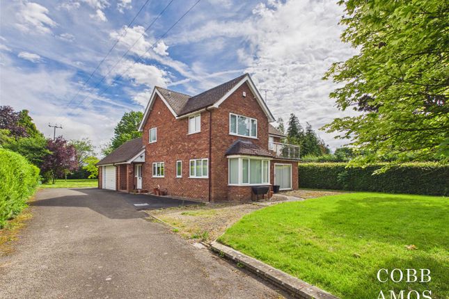 3 bed property, in North Road, £695,000