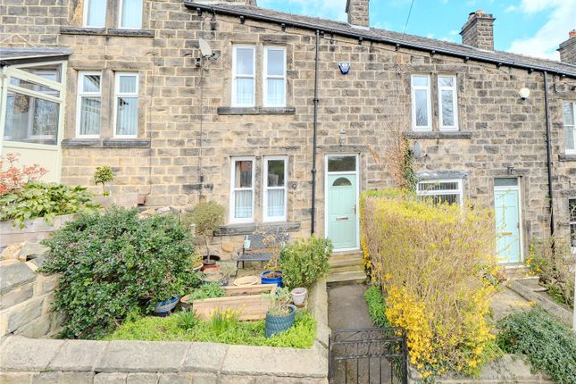 2 bed property, in Woodbine Terrace, £230,000