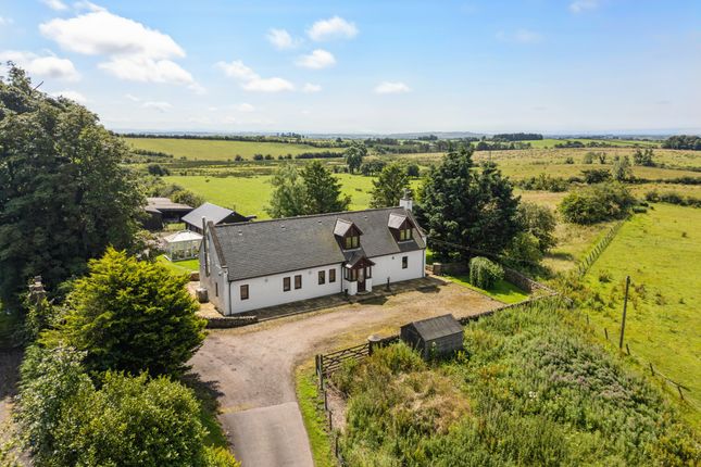 4 bed property, in Waterlands, £650,000