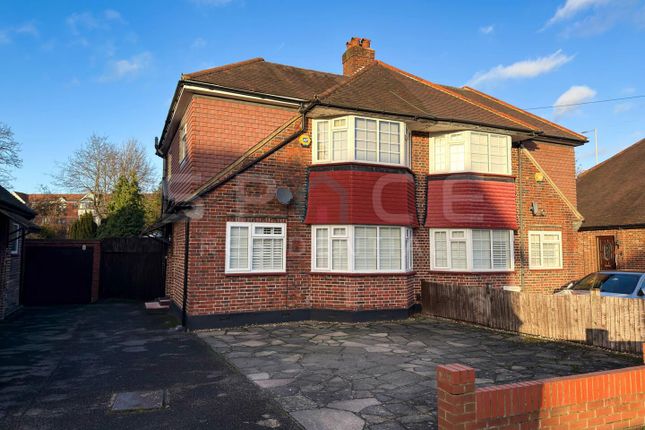 3 bed property, in Ranelagh Close, £625,000
