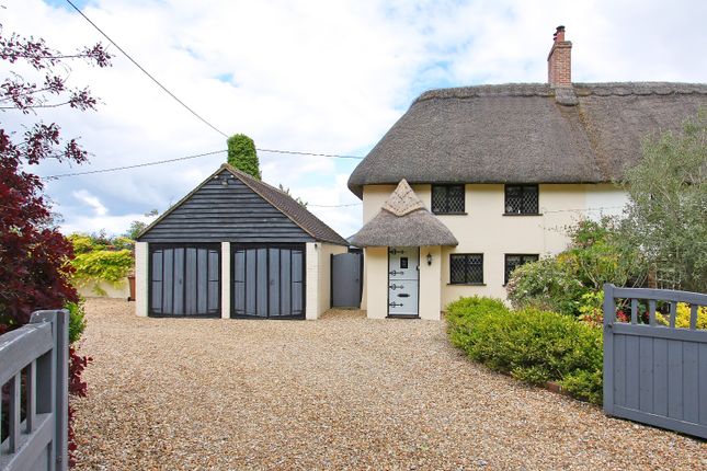 4 bed property, in Thruxton Down, £695,000