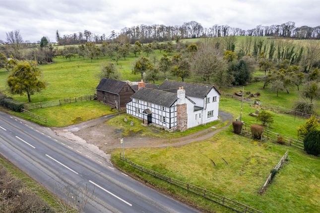 4 bed property, in Burghill, £650,000